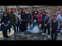 The Beautiful Snowman of Farideh Khanom and Her Children