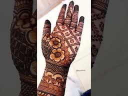 Super gorgeous full hand bridal mehndi designs watch full video on 👉🏻@aaruMehndi #mehndi #shorts