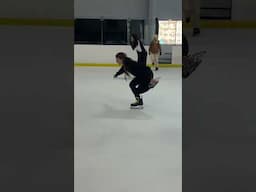 1-leg dragon squat ON ICE SKATES