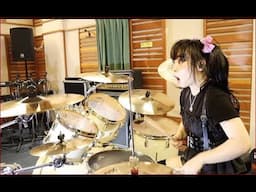 A Look into one of the World's best Powerhouse Drummers !  Junna - Japan