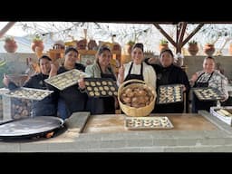 HORNEANDO POLVORONES Y TOQUERAS CON LAS MUCHACHAS DE EL PLATANAL!