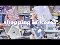 shopping in korea vlog 🇰🇷 daiso stationery haul 🎀 cute things that are actually useful