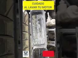 CUIDADO AL LAVAR TU MOTOR #automobile #tallermecanico #taller #mecanicaautomotriz