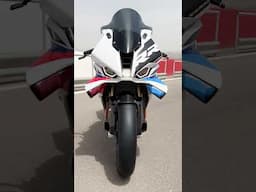 Parfaite sous tous les angles. #S1000RR