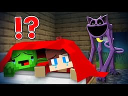 JJ and Mikey Hide From Scary Catnap at Night in Minecraft Maizen