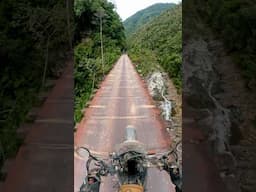 The most dangerous bridge in Colombia #advrider #dr650 #motoadventure