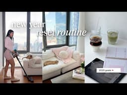 new year reset routine for 2025 | how to set goals, deep cleaning my apartment, & mindset tips!