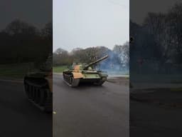 Ever been stuck in traffic caused by a tank?! 😐😐😐 #thetankmuseum #roadrage #traffic #military