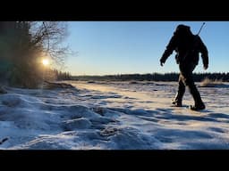 Sourdough races Sunset to build Survival Shelter #alaska #survival #camping