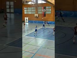 Wie gut ist das gespielt?! ⚽✨​​🤩​ #amateurfussball #futsal tor