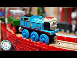 Kids Toys Play Thomas and Friends Santa's Workshop Wooden Railway Track Build