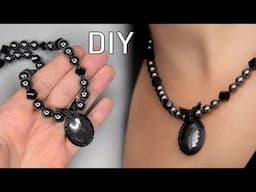 EASY Beaded Necklace Tutorial: How to make a beaded pendant  #diy #beads #jewelrymaking