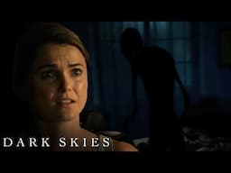 'Lacy Sees a Figure in Sammy's Room' Scene | Dark Skies