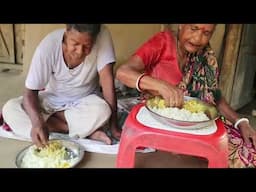 village cooking By grandma prepare a Lady finger with Tomato / Village food #villagelife