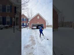 A Snow Day❄️ #myhome #bangladeshi #lifeinusa #livingabroad #snow #usa #usalife #shorts #bdcommunity