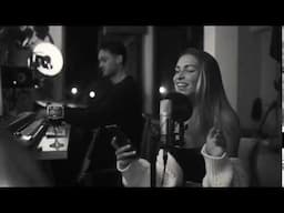 Zara McDermott - DRAKE X BRYSON TILLER X ARIANA MASHUP