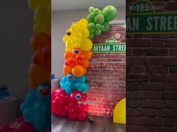 BIRTHDAY BACKDROP DECORATION |#coffeecurves #birthdaydecoration #balloondecoration #sesamestreet