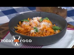 Fusilli alla vodka with Italian sausage: Get the recipe!