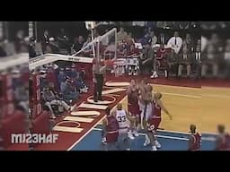 Michael Jordan vs Grant Hill in a Thriller! (1996.02.15)