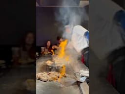 Must See Teppanyaki Trick: Fire High Five! ✋🏻🔥 #japanesefood #kobe #thenomadicfoodie