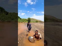 Gold from River 🇲🇬 #madagascar #africa