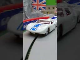 Matchbox v Hot Wheels ~ Drifting  Ford GT40 slot cars Diecast Racing