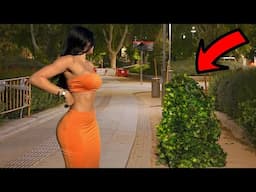 In Madrid Pretty Girls Get Epic Scares !! Bushman Prank