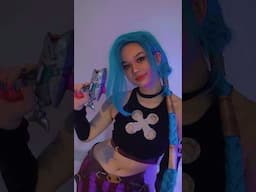 diy jinx cosplay out now #arcane #jinx #jinxcosplay #arcanecosplay #cosplay #fyp