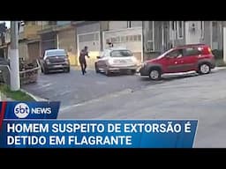 Suspeito de extorsão é detido em flagrante após bater carro | #SBTNews (11/02/25)