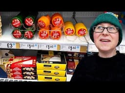 My FREEZER BROKE 2 days before CHRISTMAS. CHRISTMAS FOOD SHOP | ICELAND, B&M BARGAINS & TESCO