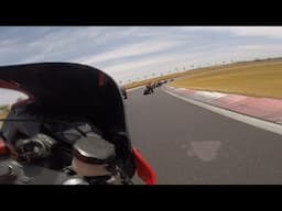 Autodromo de goiania,cbr600RR -110 hp,275 top speed,tempo de 1.36