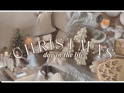 DECEMBER DAY | baking sugar cookies, christmas traditions, wrapping gifts & cosy night routine