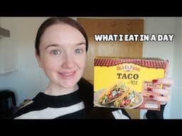 WHAT I EAT IN A DAY