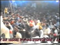 Hans Raj Hans at "Lal Baadshah mela" "Nakodar" 2006