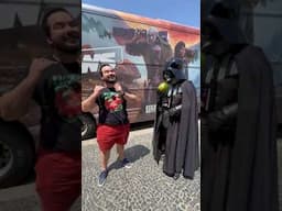 Não julgo! Eu também faria essas perguntas pro Lord Vader... #starwars #humor