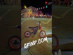 Tuttio Soleil01 Shines at Venice Beach | Venice Electric Light Parade #grind