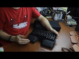 Unboxing a Dygma Raise 2 ergonomic keyboard!