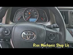 2014 Toyota RAV4 "Como borrar la luz del Mantenimiento Requerido "