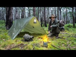 Relaxing Solo Swagman Camp In The Rain