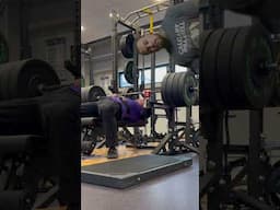 380lbs Close Grip Bench? #benchpress #MattWenning #AlexanderBromley ￼