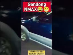 Kijang Gendong NMAX 😂😁#otomotif #videoviral #toyotakijang #yamahanmax #bengkelmobil #standupcomedy