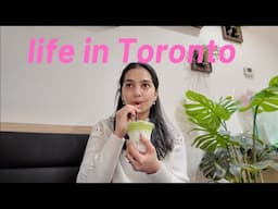 Life in Toronto : exploring a new cafe, making soup for dinner, cleaning my dishwasher etc