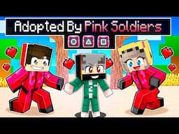 Adopted by a SQUID GAME FAMILY in Minecraft! (Hindi)