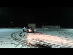 2005 Ford Mustang - Fun in the Snow