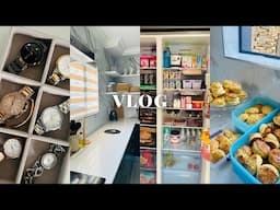 #VLOG: Fridge Organisation | Baking scones | Grocery shopping + Haul | South African YouTuber