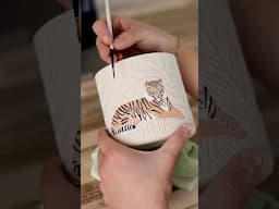 Painting a tiger on a ceramic jar 🐅🌱