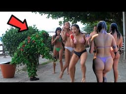 Beautiful Girls Panicking At The Beach🔥 Best Summer Scares 2025🔥 Surreal Female Reactions😱 Bushman!