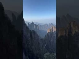 Awesome views in Chinese mountains 🇨🇳