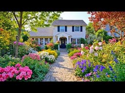 Gorgeous Green Front Yard: Where Flowers and Plants Meet in Perfect Harmony!