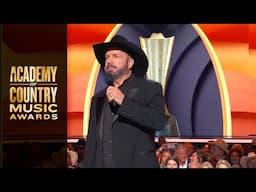 Garth Brooks Presents Male Artist Of The Year | ACM Awards 2023